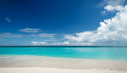 Obraz premium Summer vacation, tropical beach with blue sky and sea for relaxation