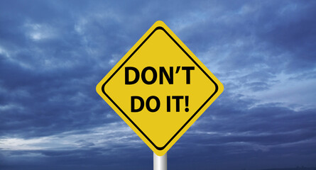 Don't and don't icons. Check mark and cross. Like and dislike the symbols. Positive and negative signs. Vector illustration.