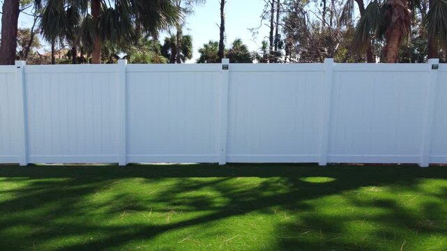 White Vinyl Fence Solid Privacy
For backyard protection and privacy
