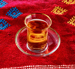 Teeglas, türkisch, roter Teppich, Tee, Gastfreundschaft