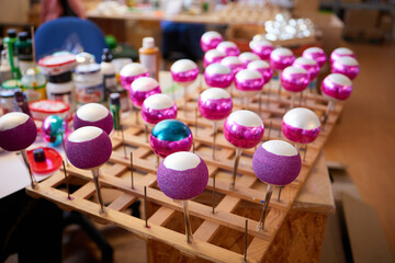 The Magic of Christmas: Making and Decorating Holiday Toys