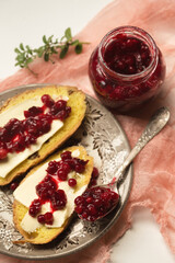 Quick breakfast bread with lingonberry jam