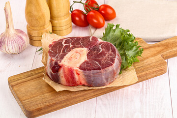 Raw beef ossobuco for roast