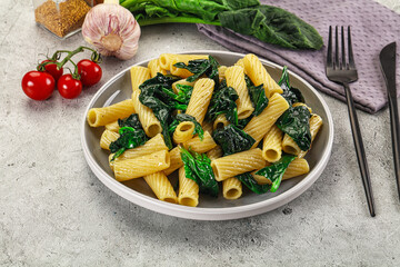 Italian cuisine - tortiglioni with spinach
