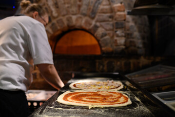 Crafting authentic sourdough pizzas