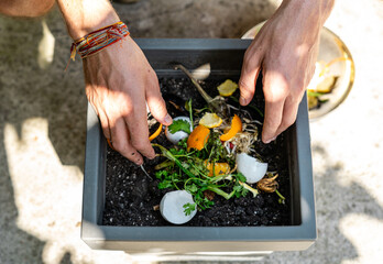 composting food waste and food scraps for organic farming