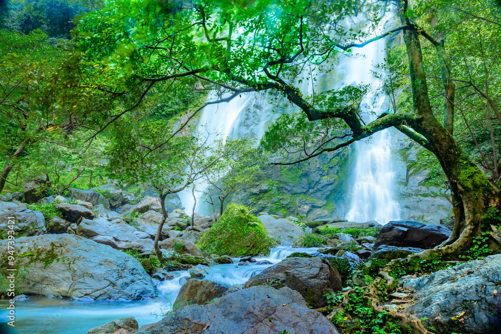 Wall mural Landscape of Khlong Lan National Park