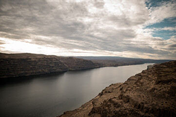 clouds over the laker gorge