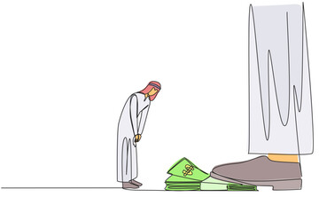 Single one line drawing Arabian businessman nodded in front of giant foot stepping on stack of banknotes. Receive orders to use capital as best as possible. Continuous line design graphic illustration