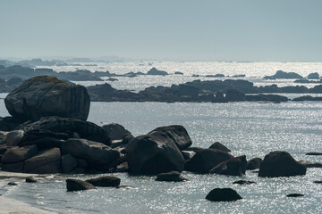Klippen und Meer an der bretonischen Côte des Légendes