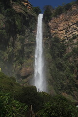 salto do itiquira, cachoeira em formosa, goiás 