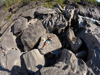 mulher no Vale da Lua, em Alto Paraíso de Goiás, Chapada dos Veadeiros