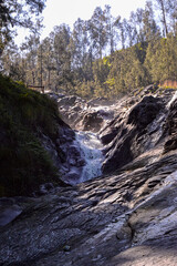The Kalipait River is a beautiful and unique sight. The Kalipait river water is greenish yellow with lots of foam. The smell of sulfur coming from the Kalipait River water is also quite strong.