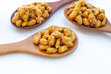 Caramelised peanuts with sesame, Candied peanuts