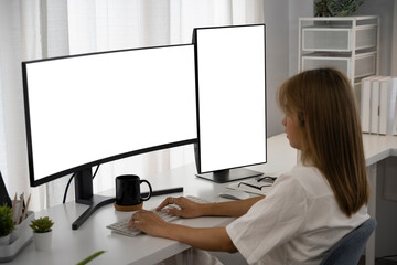 Fototapeta na wymiar A powerful workspace for maximum productivity with young programmers coding