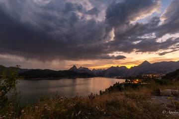 Sunsets, twilights and night skies with the Milky Way in Riaño, Spain