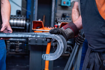 Pièce de métal dans une usine de métallurgie