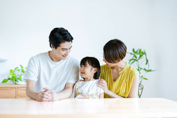 Fototapeta premium 家族3人のポートレート