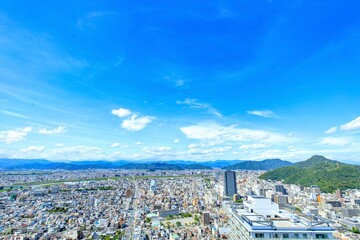 岐阜市、岐阜シティタワー43最上階展望室からの眺め（忠節橋通り方面）