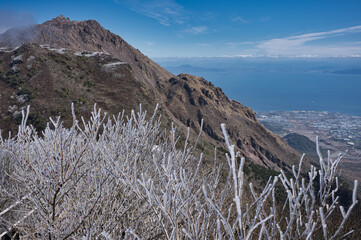 山, 風景, 樹氷,霧氷,空, 岩, 自然, 山, 雪, 頂点, 旅行, 冬, 木, サマータイム, 雲, 景色, 雲, 公園, 森, 高い, 草, 白雲石, 範囲, 青