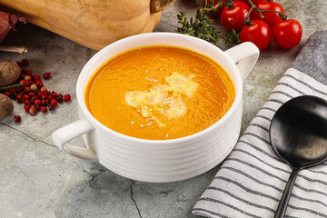 Vegetarian Pumpkin soup with spices