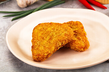 Fried potato hash brown snack