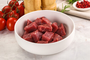 Raw beef cubes for cooking