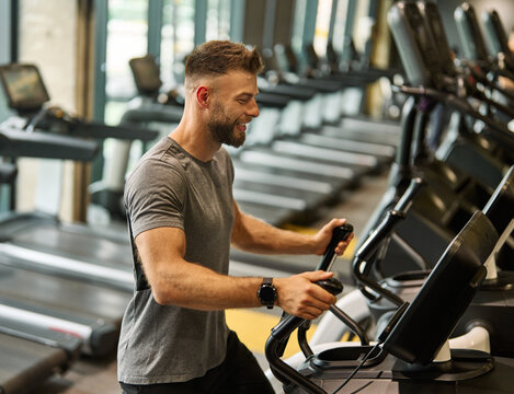 gym sport fitness exercise health healthy man treadmill training running equipment fit machine active workout activity athlete cardio run elliptical trainer