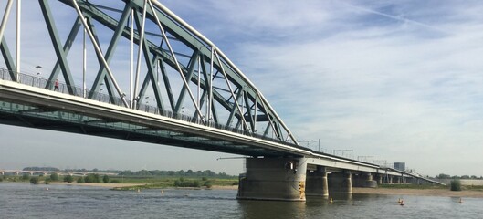Naklejka premium bridge over Waal