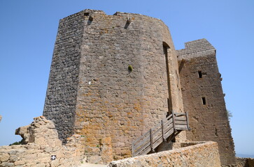 RUINES DU CHÂTEAU CATHARES DE QUERIBUS X éme SIÈCLE