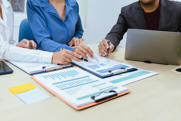 Diverse teams collaborate and experts drive growth through creative design, analytics and strategic networks, fostering career and company success.