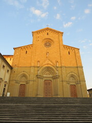 facciata della Cattedrale dei Santi Pietro e Donato, Duomo, Arezzo, Toscana, Italia