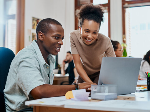 Training, help and happy team of business people on laptop for advice or feedback at creative startup. Smile, internship and coaching new employee on computer for onboarding and teaching copywriting