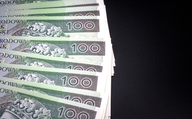 Polska waluta, banknoty sto złotych