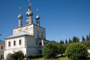 Fototapeta premium Russia Vladimir region Yuryev Polskoy Mikhailo-Arkhangelsky monastery on a sunny summer day