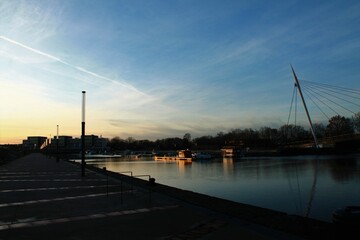 Obraz premium Hafen und Himmel 