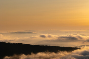 The sun as the protagonist of the sunset in the mountains of Asturias, Spain, on a summer day!