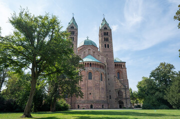 Speyerer Dom: Restaurierung der Osttürme beginnt - Letzter Blick ohne Gerüst