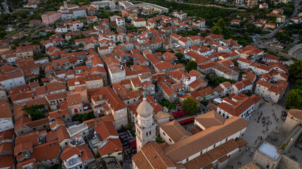Miejscowość KRK w Chorwacji © sopthedrone