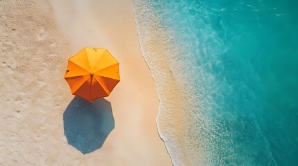 Naklejka premium Aerial View of Sun Umbrella on Beautiful Summer Beach with Clear Space