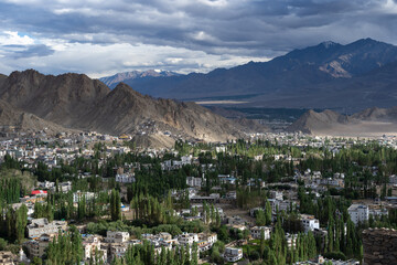 Vue panoramique de la ville de Leh, Ladakh, Inde