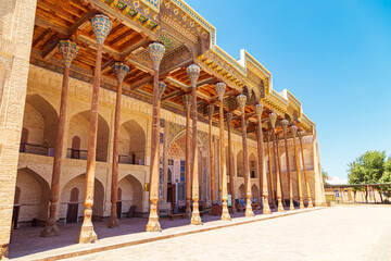 Ancient Bolo Hauz Mosque. UNESCO World Heritage Site.