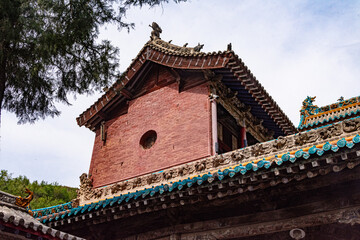 Gilded sculptures & painted statues art of the Ming and Qing Dynasties in Minor Western Heaven...