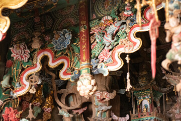 Gilded sculptures & painted statues art of the Ming and Qing Dynasties in Minor Western Heaven...
