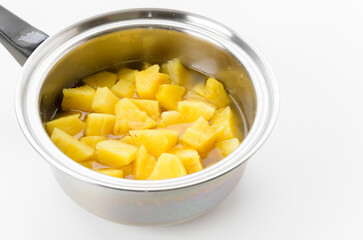 パイナップルの砂糖煮