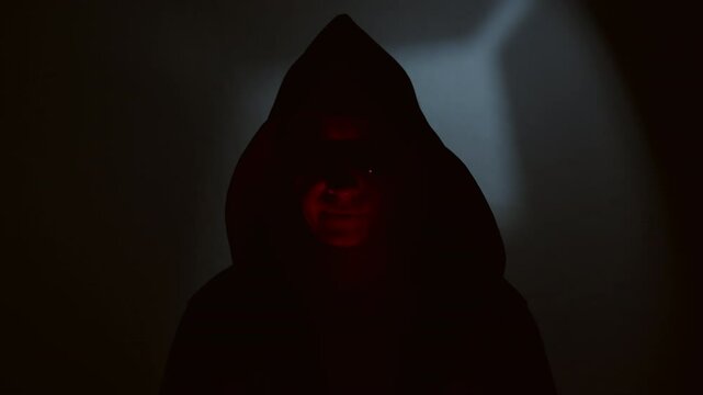 Hacker hiding personality puts forward requirements of blackmail speaking on camera.