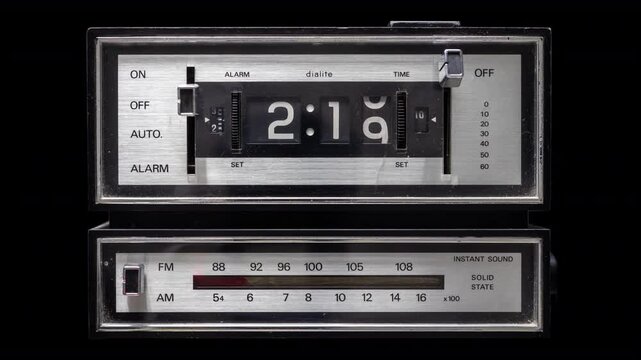 Retro analogue flip clock in stop motion 