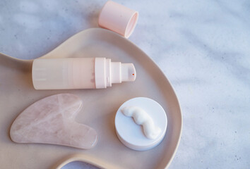 Anti-Age Face Cream and Gua Sha Stone 