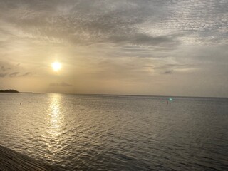 Fototapeta premium Beautiful sunset off the coast of Grand Cayman