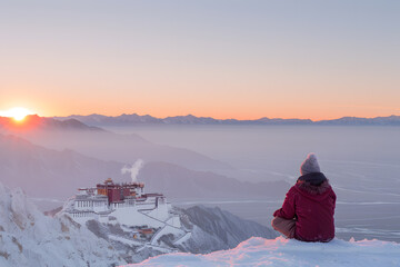 Potala Palace | Majestic Tibetan Landmark and Historical Residence of the Dalai Lama in Lhasa